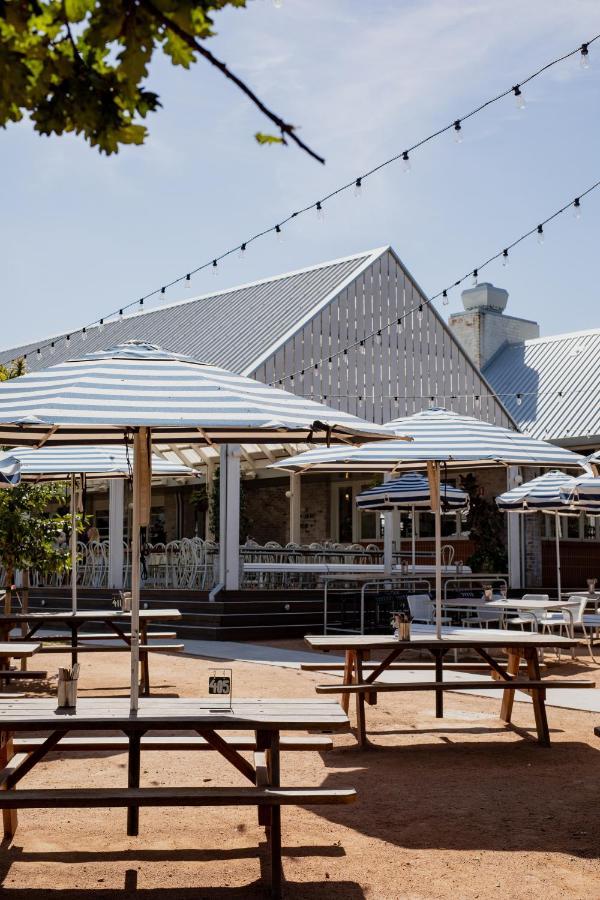 Camden Valley Inn 외부 사진