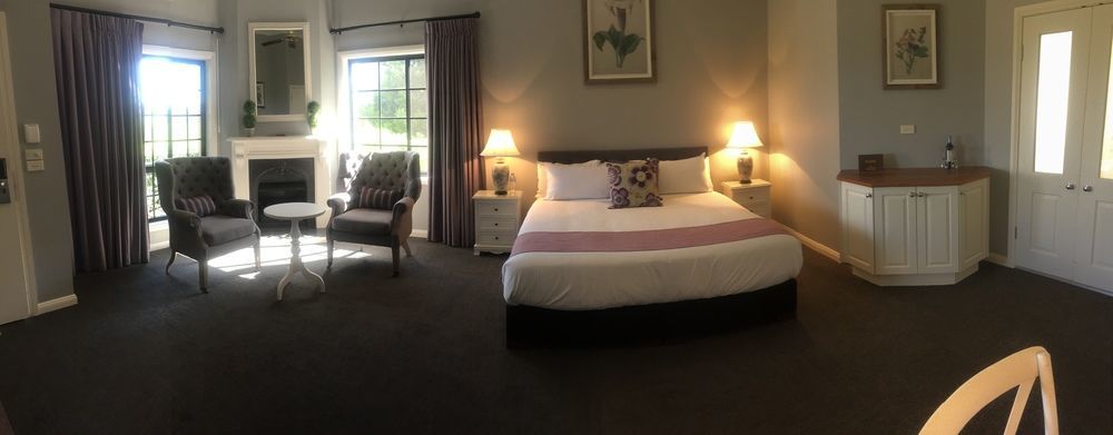 Camden Valley Inn 외부 사진