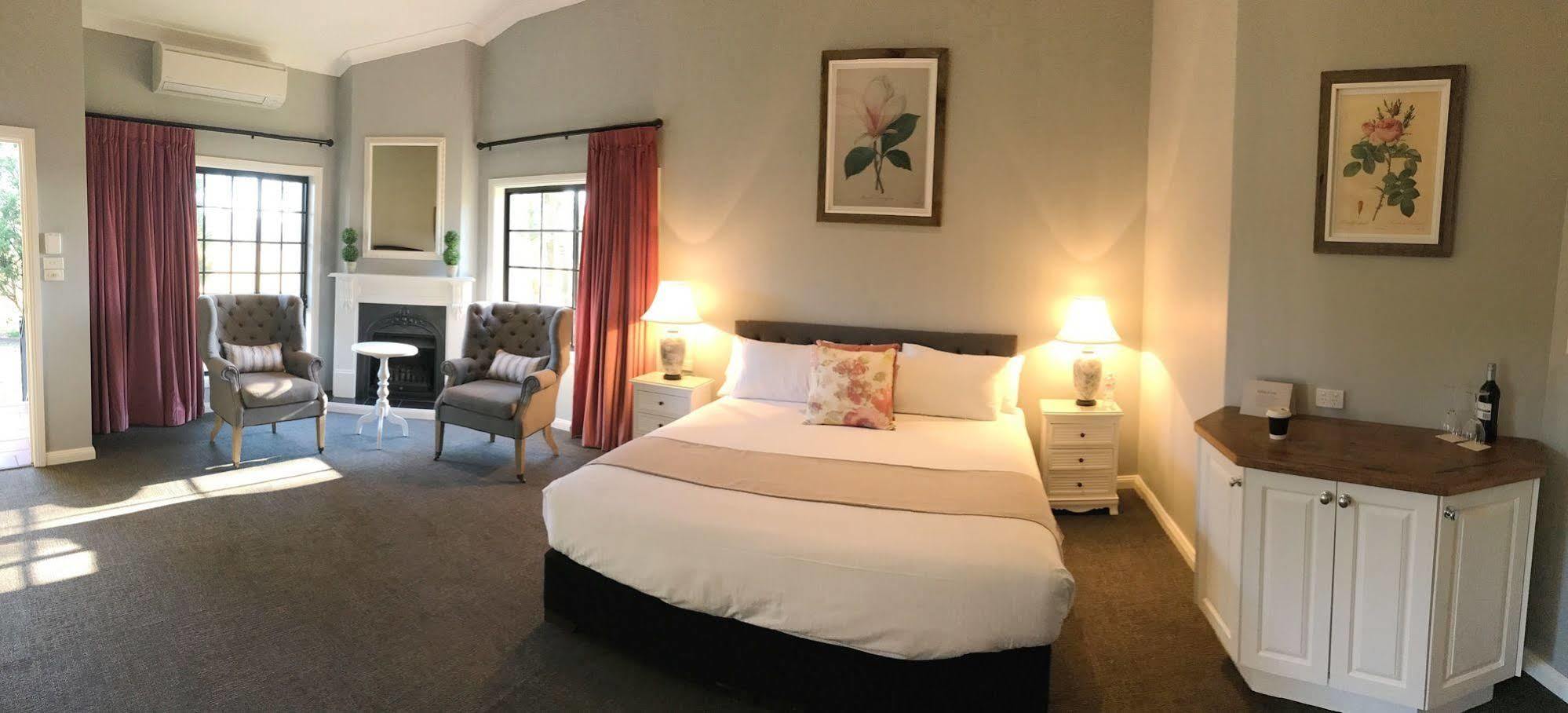 Camden Valley Inn 외부 사진